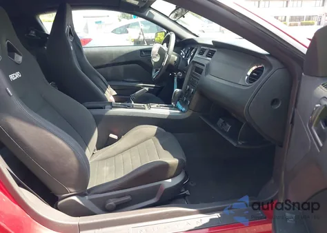 2013 Ford Mustang V6 z USA, uszkodzony, nr VIN 1ZVBP8AM8D5203535